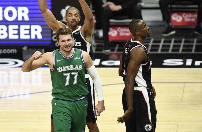 米兰体育-包含猛龙力克黄蜂,莫里斯打破历史纪录的词条