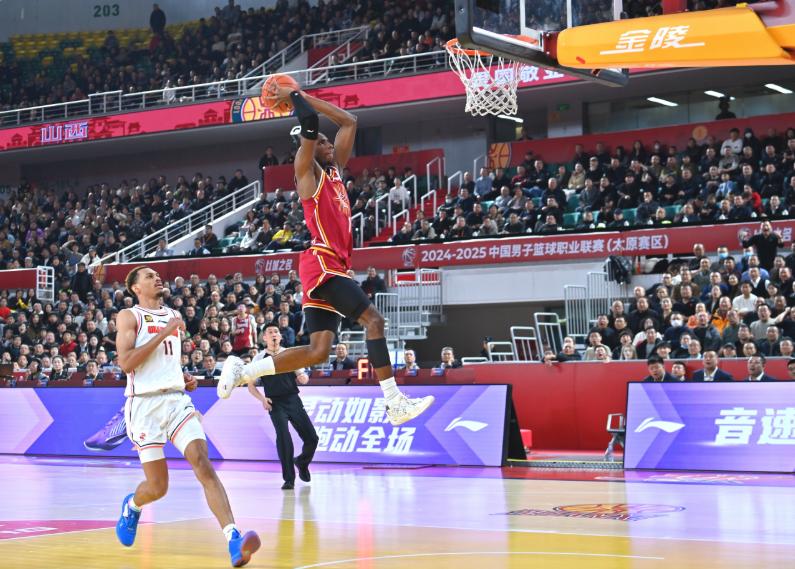 米兰体育官网-山西男篮在比赛中遭遇失利，球员们彼此责备的简单介绍