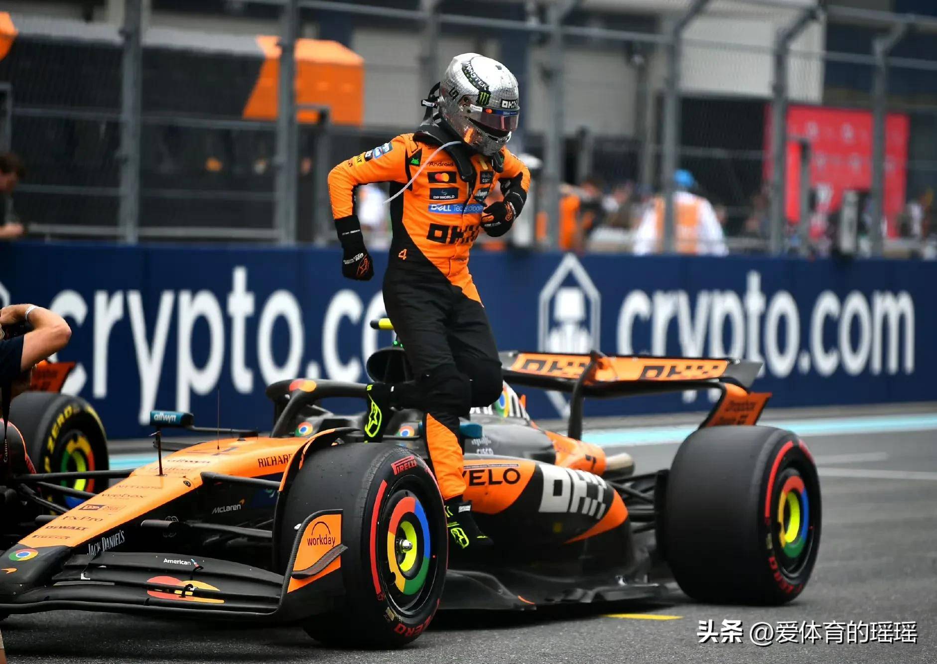 米兰登录入口-关于雷诺车队鏖战迈凯伦,汉密尔顿统治全场的信息