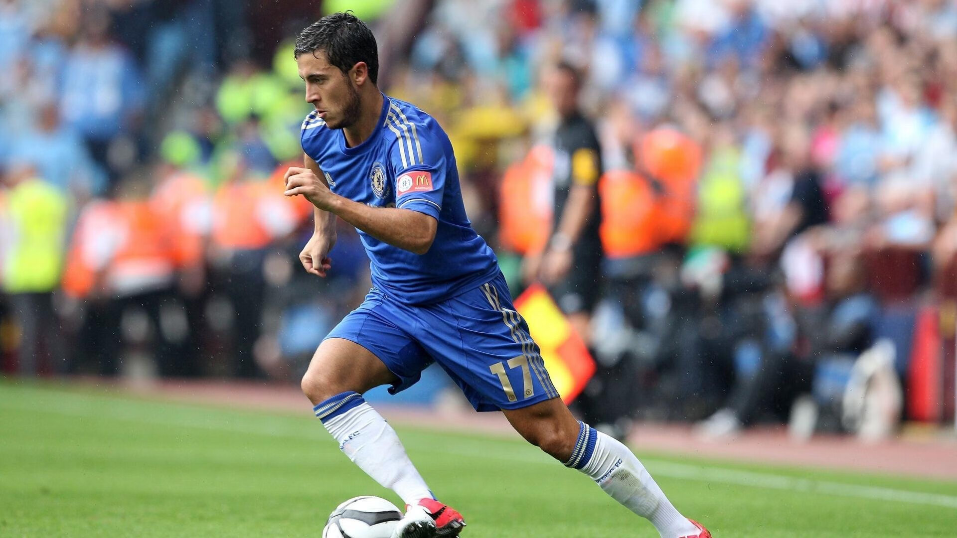 米兰体育网页版-姆巴佩彻底打爆防线，里昂淘汰赛过关哥伦比亚，一场战术与天赋的完美风暴