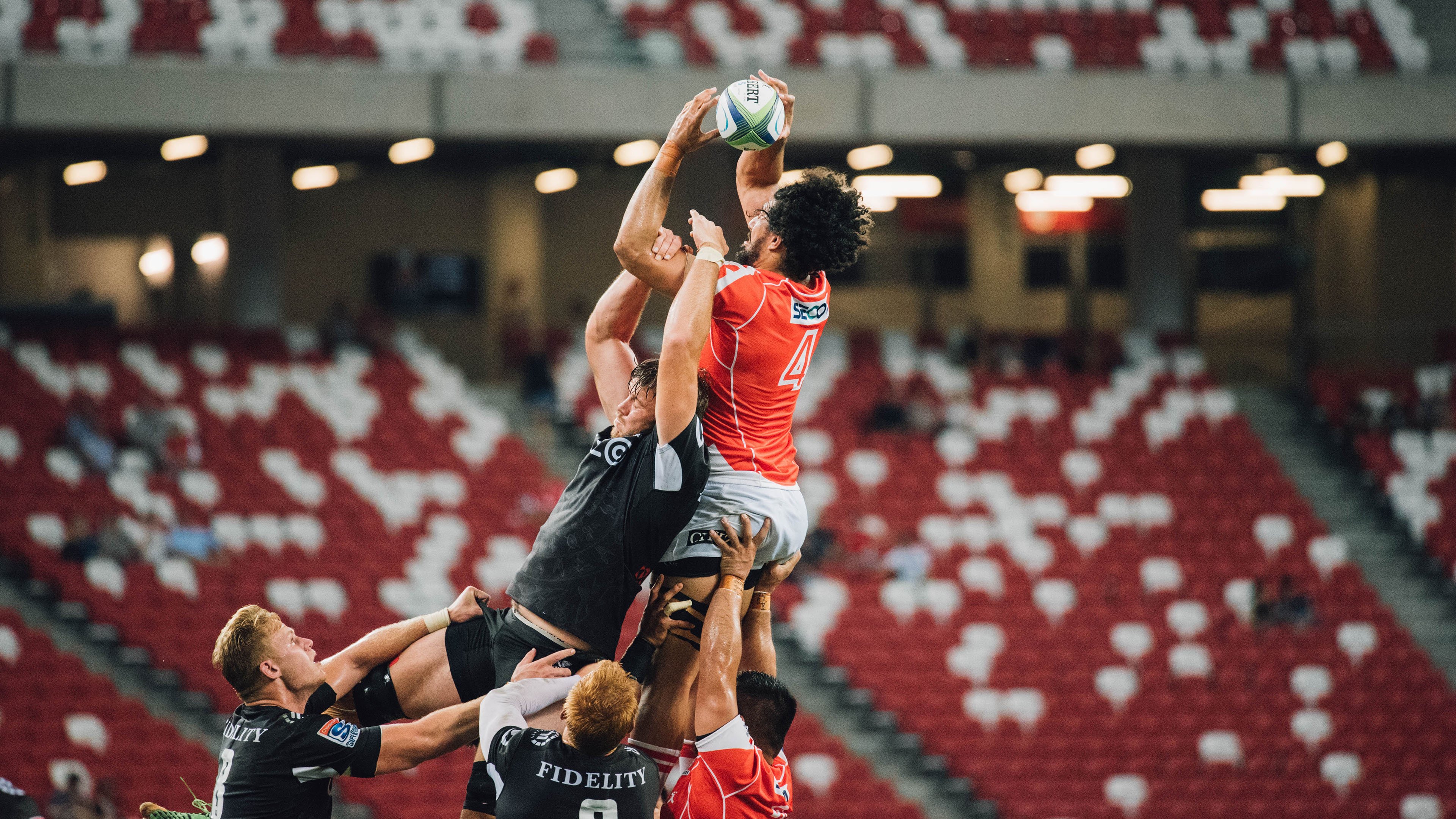 雷霆万钧！深圳遭全面压制，克莱化身关键先生定乾坤